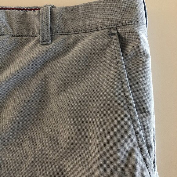 IZOD Golf Casual Activewear Straight Leg Flat Front Pants in Blue Size 40 x 29 - Picture 8 of 12